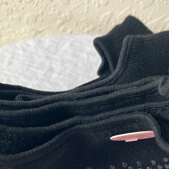 Kate Spade: 2 pair Black Barre Socks- grip bottom- open on top- one size - Picture 5 of 16